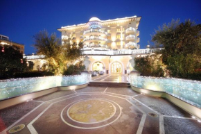 Гостиница Palace Hotel  Милано Мариттима